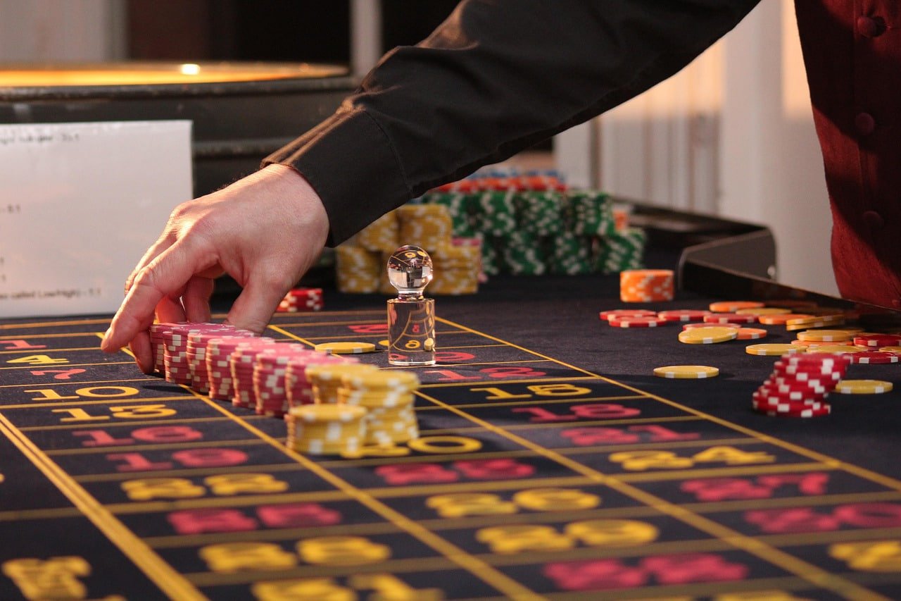 Bandar Ceme hand rankings display on arogantoto slot interface